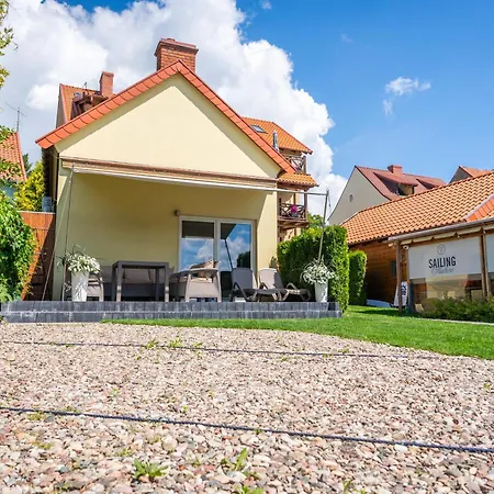 Apartment Promenada Domek Nad Jeziorem Mikolajki (Mragowo)